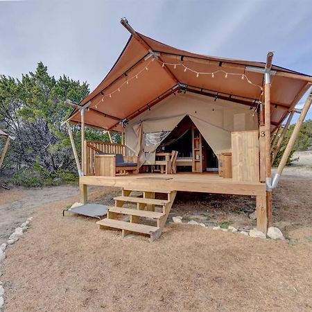 Hotel 12 Fires Luxury Glamping With Heating #3 Johnson City Exterior foto